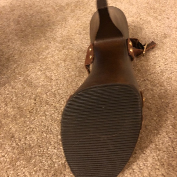 Brown platform 5 inch Steven madden heels - Picture 2 of 4